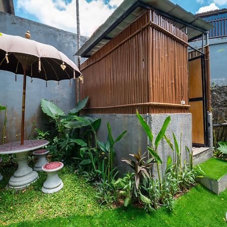 Bali Brothers Guesthouse Dalung  Rum bild