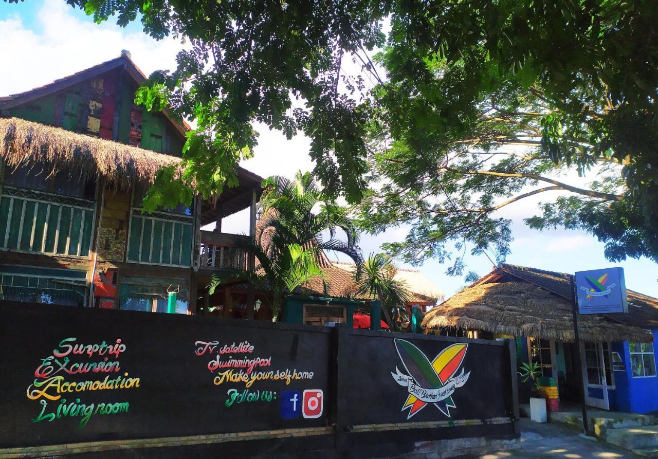 Bali Brothers Guesthouse Dalung  Exteriör bild